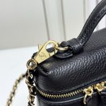 Chanel 26A LP Vanity Case Shoulder Bag(Small Size) - Image 24