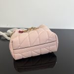 Coach Jade Quilted Bucket Bag - Image 10
