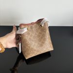 Coach Jade Quilted Bucket Bag - Image 27