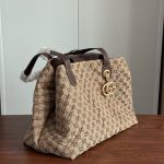 Double‑G Quilted Tote Bag With Pouch - Image 19