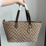 Double‑G Quilted Tote Bag With Pouch - Image 25