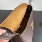 Coach Chelsea Flap Shoulder Bag - Image 17