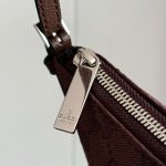 GG Signature Underarm Shoulder Zipper Hobo Bag - Image 28