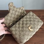 Gucci V‑Stitch Quilted Flap Chain Shoulder & Crossbody Bag（Mini Size） - Image 6