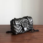 Gucci V‑Stitch Quilted Flap Chain Shoulder & Crossbody Bag（Mini Size） - Image 12