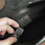 Gucci V‑Stitch Quilted Flap Chain Shoulder & Crossbody Bag（Mini Size） - Image 17