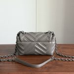 Gucci V‑Stitch Quilted Flap Chain Shoulder & Crossbody Bag（Mini Size） - Image 22