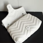 Gucci V‑Stitch Quilted Flap Chain Shoulder & Crossbody Bag（Small Size） - Image 16