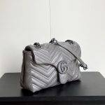 Gucci V‑Stitch Quilted Flap Chain Shoulder & Crossbody Bag（Small Size） - Image 21