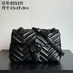 Gucci V‑Stitch Quilted Flap Chain Shoulder & Crossbody Bag（Small Size） - Image 29