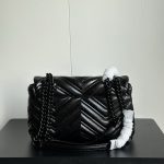 Gucci V‑Stitch Quilted Flap Chain Shoulder & Crossbody Bag（Small Size） - Image 32