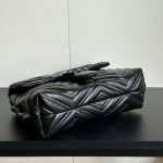 Gucci V‑Stitch Quilted Flap Chain Shoulder & Crossbody Bag（Small Size） - Image 33