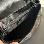Gucci V‑Stitch Quilted Flap Chain Shoulder & Crossbody Bag（Large Size） - Image 8