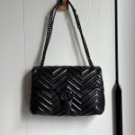 Gucci V‑Stitch Quilted Flap Chain Shoulder & Crossbody Bag（Large Size）