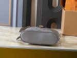 LV Vanity Chain Pouch Monogram Crossbody Handbag with detachable shoulder strap - Image 5