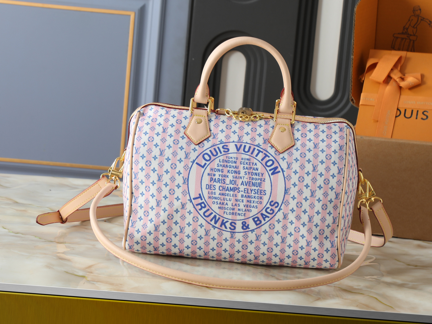 13432376455043060 LV Speedy Handbag with Large Stamp Print & Detachable Crossbody Strap Large size - Image 1