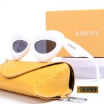 LOEWE Fashion Sunglasses, Heart‑Shaped Cat‑Eye - Image 3