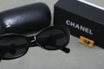 Chanel Vintage Cat‑Eye Fashion Sunglasses, Bow Decor / Chain‑Trimmed - Image 4
