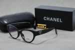 Chanel Retro Cat‑Eye/Butterfly Large‑Frame Fashion Sunglasses - Image 9