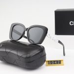 Chanel Fashion Large‑Frame Sunglasses with Letter‑Decorated / Chain‑Decorated Temples - Image 2