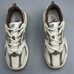 New Balance 530 Retro Running Shoes in Cream & Brown - Image 3