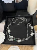 Chanel geometric square transparent sugar green emerald cut pendant necklace - Image 5