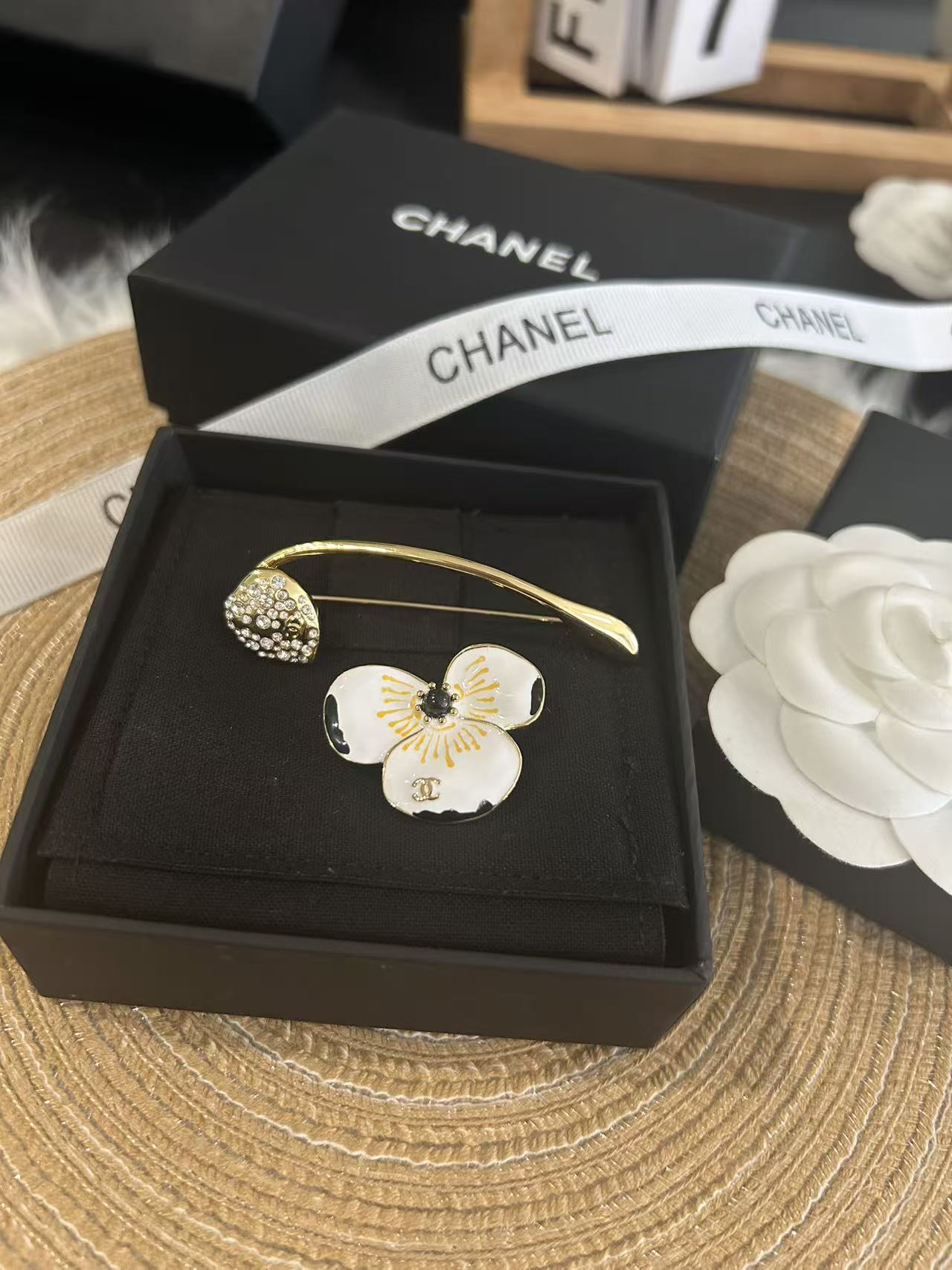 wsxc1789126974145_1 Chanel Enamel Flower Petals with Full Diamond Leaves Detachable Brooch Pin, Available in Red & White - Image 1