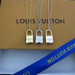 LV heart-shaped lock charm necklace available in three colors - Image 3