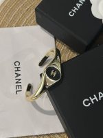Chanel new oval/square polished black/red enamel oil drop bracelet - Image 15