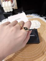 Chanel new rounded-diamond/square polished black/red enamel oil drop ring - Image 17
