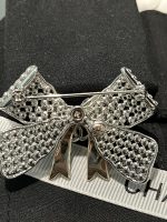 Chanel 25K Rhinestone Bow Brooch - Two-Tone Heavy Craftsmanship - Image 10