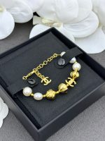 Chanel 26B New Bud C Pearl Necklace/Bracelet - Image 9