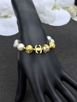Chanel 26B New Bud C Pearl Necklace/Bracelet - Image 5