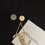 Chanel new 26b half pearl fringe earrings - Image 3