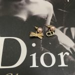 Dior new bow CD letter earrings - Image 3