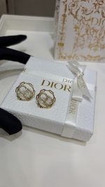 Dior 26SS New Gold-toned Full Rhinestone CD Cutout Chain Circle Stud Earrings - Image 3