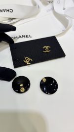 Chanel New Round Resin Double C Stud Earrings , Black / White - Image 5