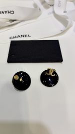 Chanel New Round Resin Double C Stud Earrings , Black / White - Image 4