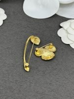 Chanel 26B Red Flower Petal Enamel Brooch and Pin Set - Image 3