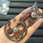 LV Asymmetric Openwork Monogram Flower & Quatrefoil Stud Earrings - Image 2