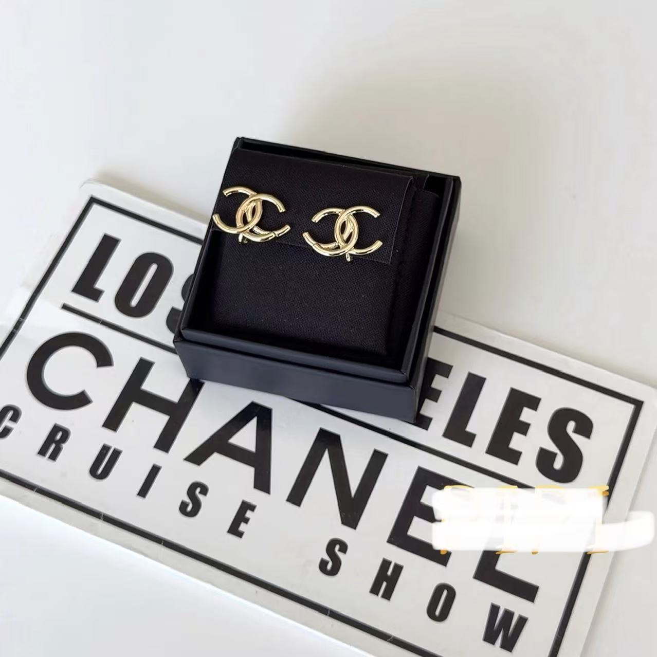 wsxc1789572295213_6 Chanel 26A Gold Tone Interlocking CC Stud Earrings - Image 1