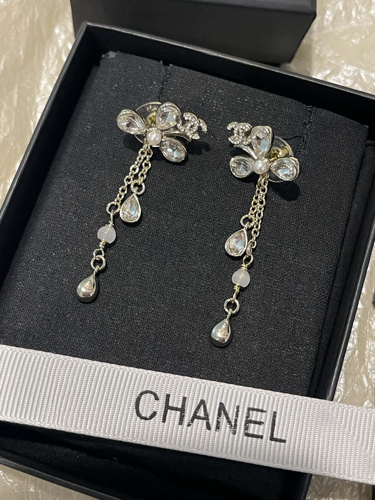 wsxc1789572987878_6 Chanel Clover Rhinestone Tassel Drop Earrings, Long Dangle Design - Image 1