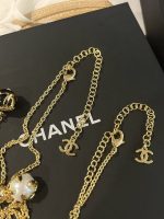 Chanel Style Gold Bead & White / Black CC Pearl Ball Pendant Necklace - Image 4