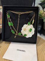 Chanel New Vintage Emerald Green Square Crystal Glass Beaded Long Sweater Chain Necklace - Image 5