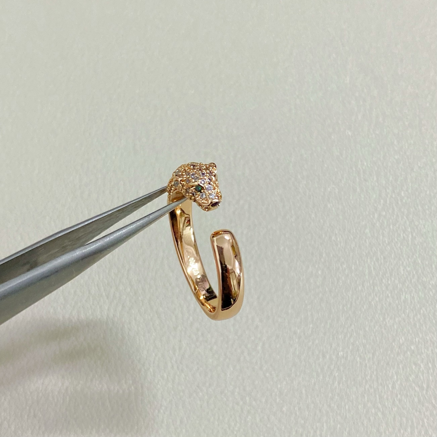 wsxc1789644806130_0 Panthère de Cartier Open Ring, Gold/Silver/Rose-Gold Tone with Simulated Diamonds - Image 1