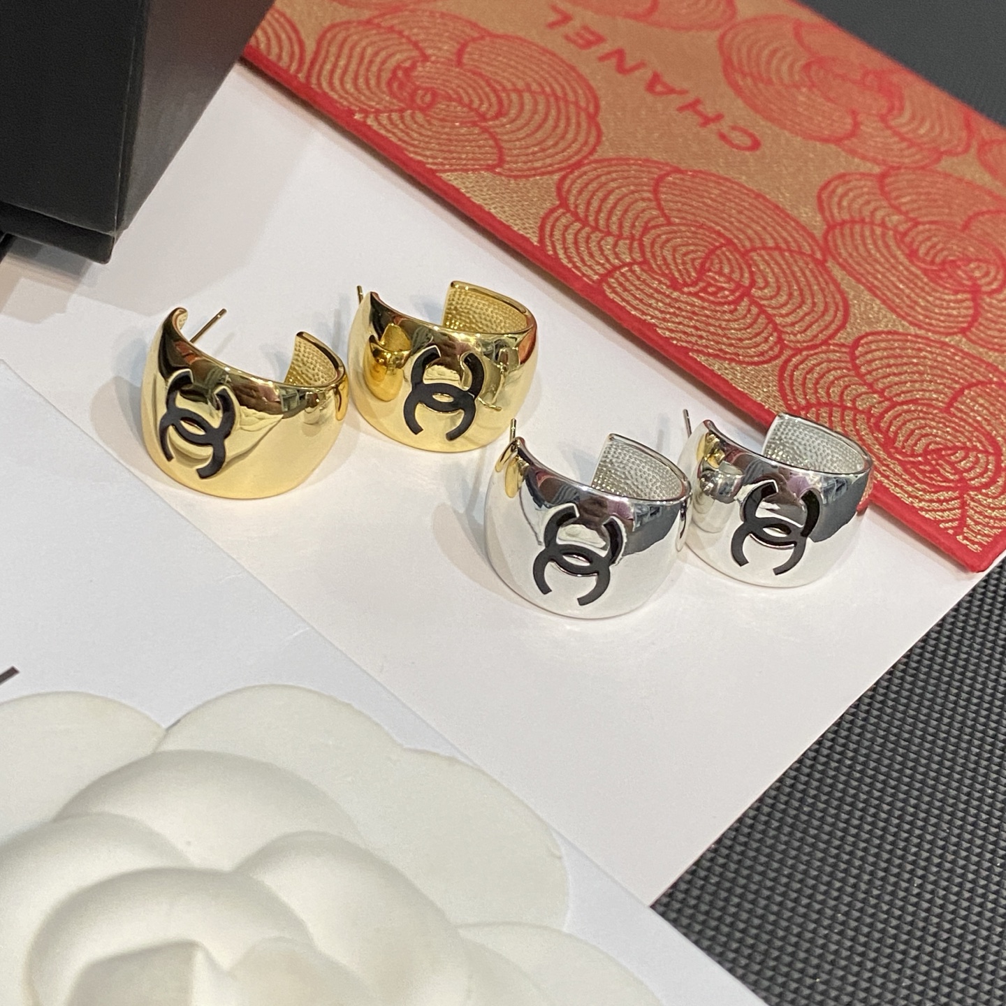 wsxc1789656186914_0 Chanel CC Logo Wide Metal Huggie Earrings (Gold/Silver Tone with Black Enamel) - Image 1