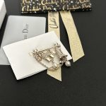 Dior Vintage Silver Safety Pin Brooch with Eiffel Tower & Arc de Triomphe Charms (Faux Pearl Dangles) - Image 5