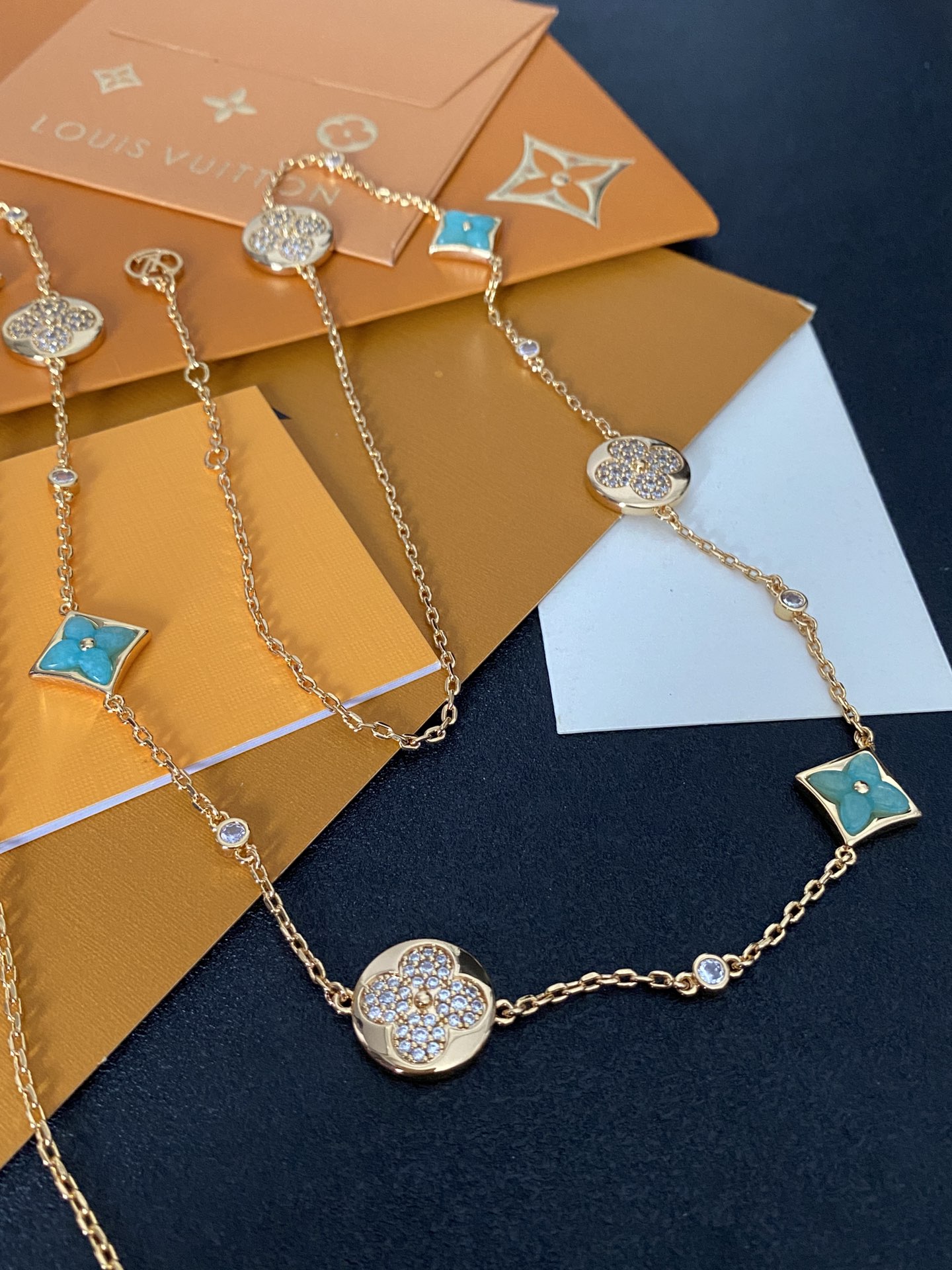 wsxc1789726351475_0 LV Turquoise Enamel & Crystal Paved Four-Leaf Flower Necklace,14K Gold Plated, Extra Long 88cm - Image 1