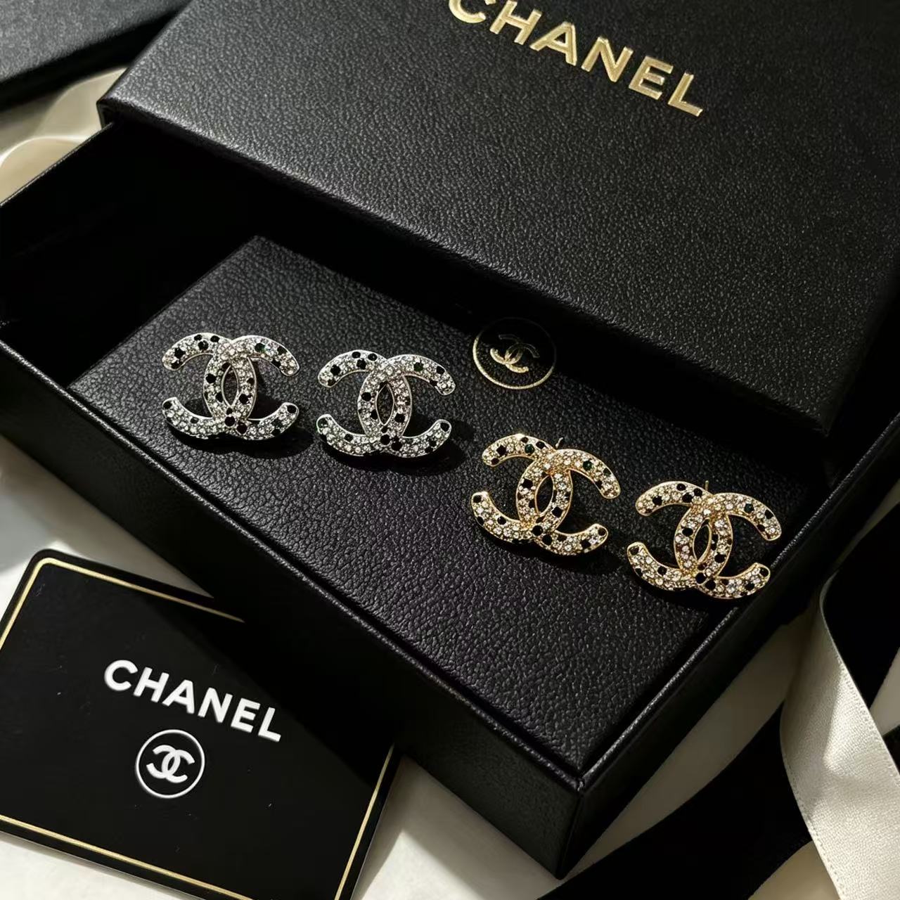 wsxc1789740351398_0 Chanel Vintage CC Stud Earrings Dark Green Zircon & Rhinestone Pave Classic Logo - Image 1