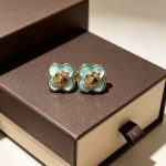 LV Clover Stud Earrings, Imitation Mother-of-Pearl Finish with Gold Tone Star - Image 4